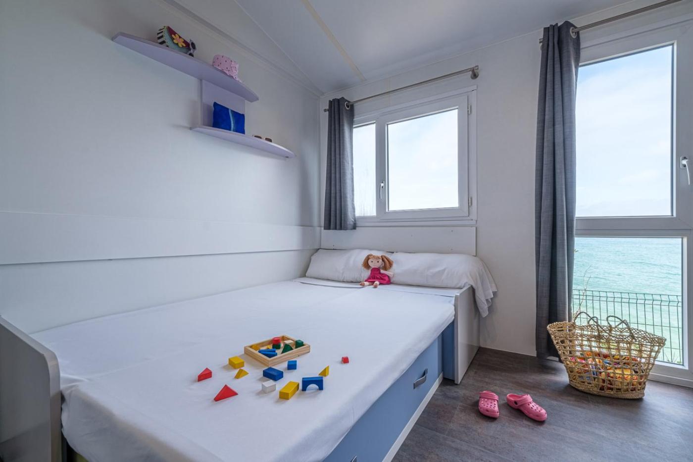 Camping Estival Torre De La Mora Tamarit Oda fotoğraf